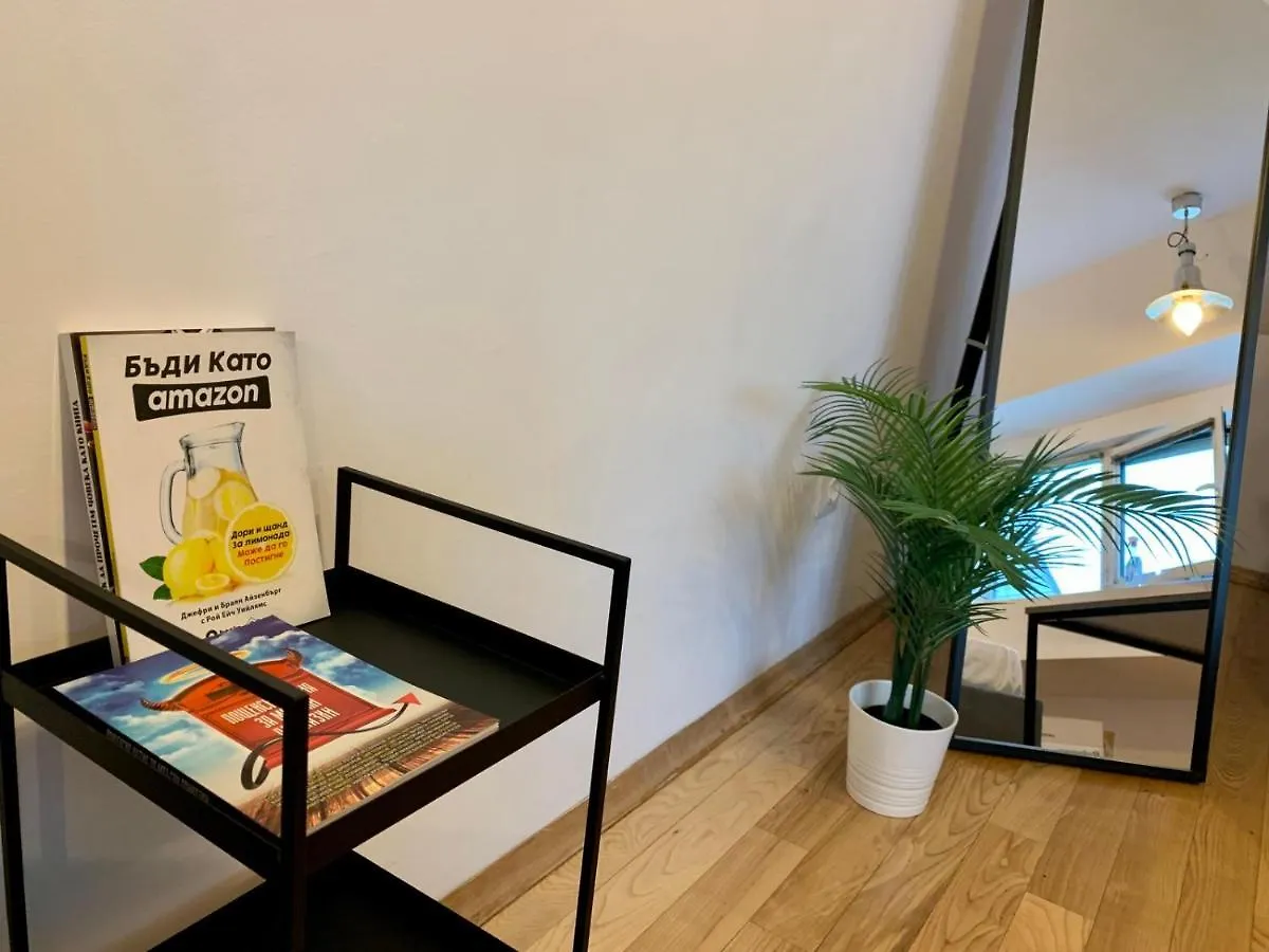 Minimalist Apartment صوفيا بلغاريا
